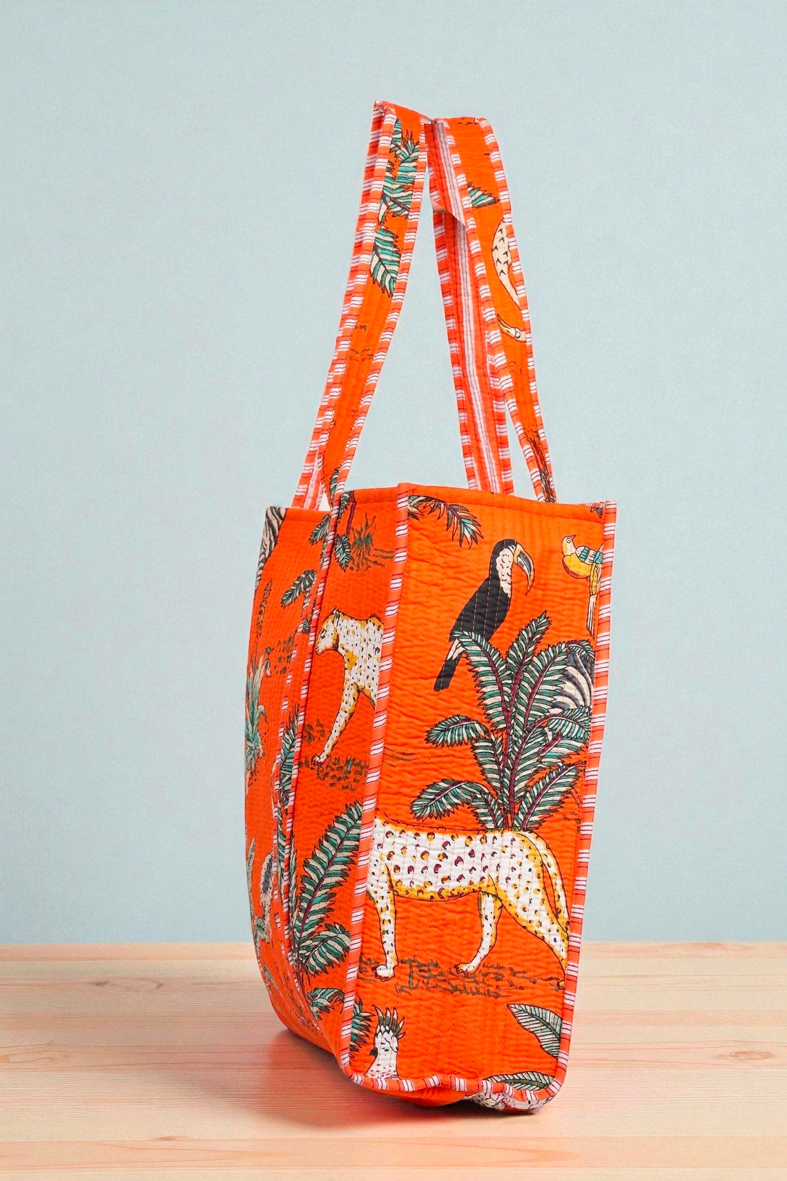 Quilted Cotton Handbag – Stylish Lightweight Travel Bag