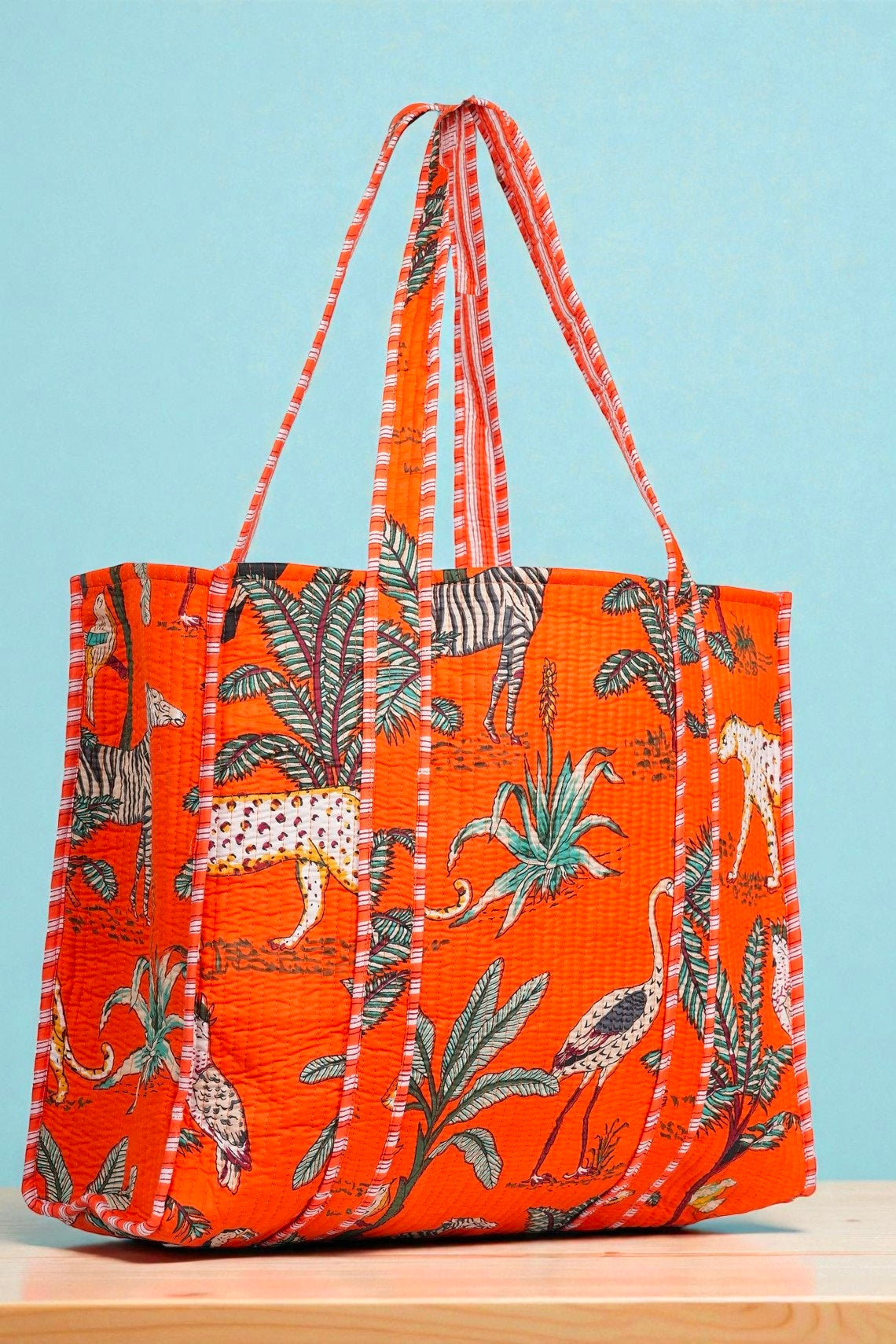 Quilted Cotton Handbag – Stylish Lightweight Travel Bag