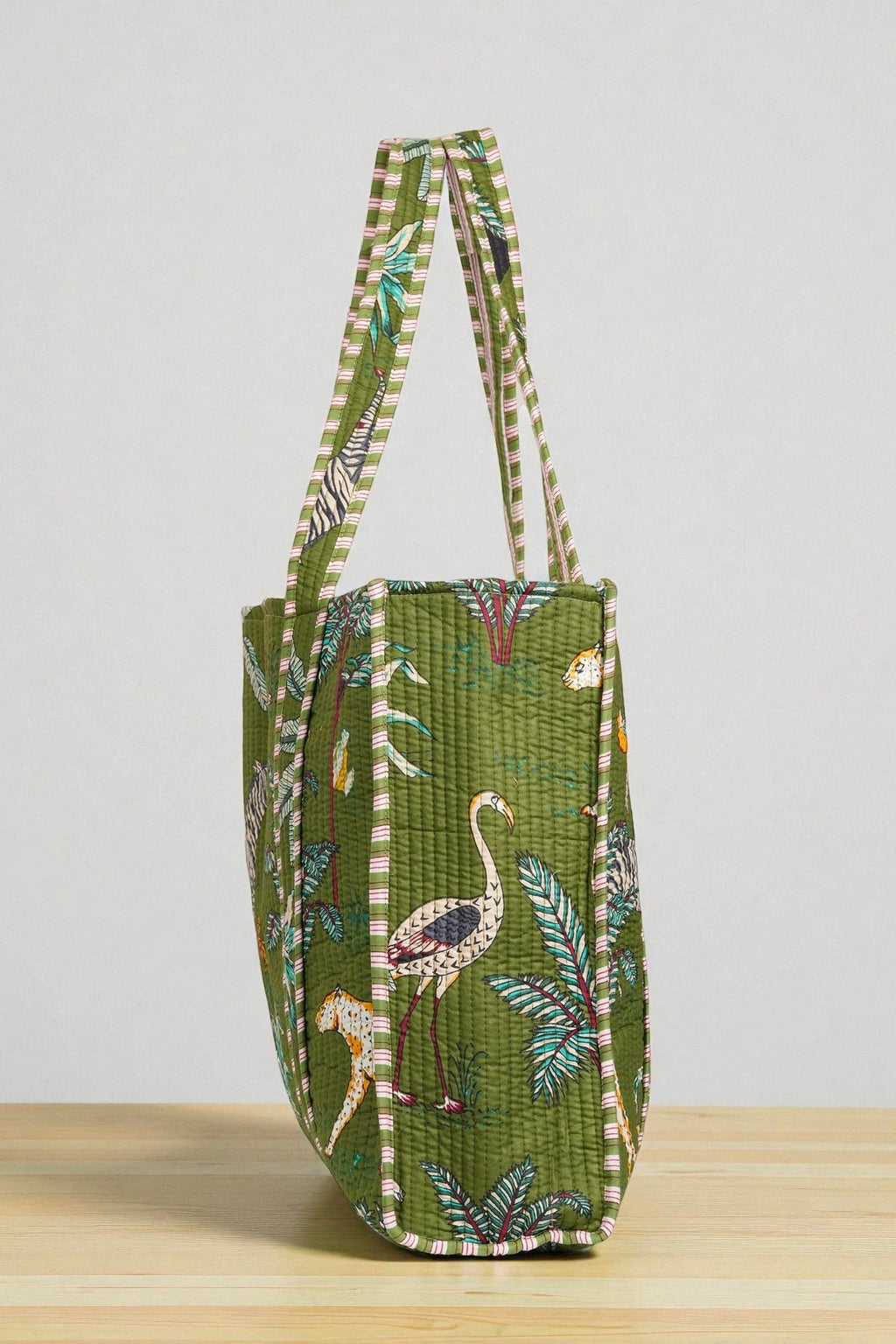 Quilted Crossbody Bag – Soft Cotton Fabric, Everyday Comfort