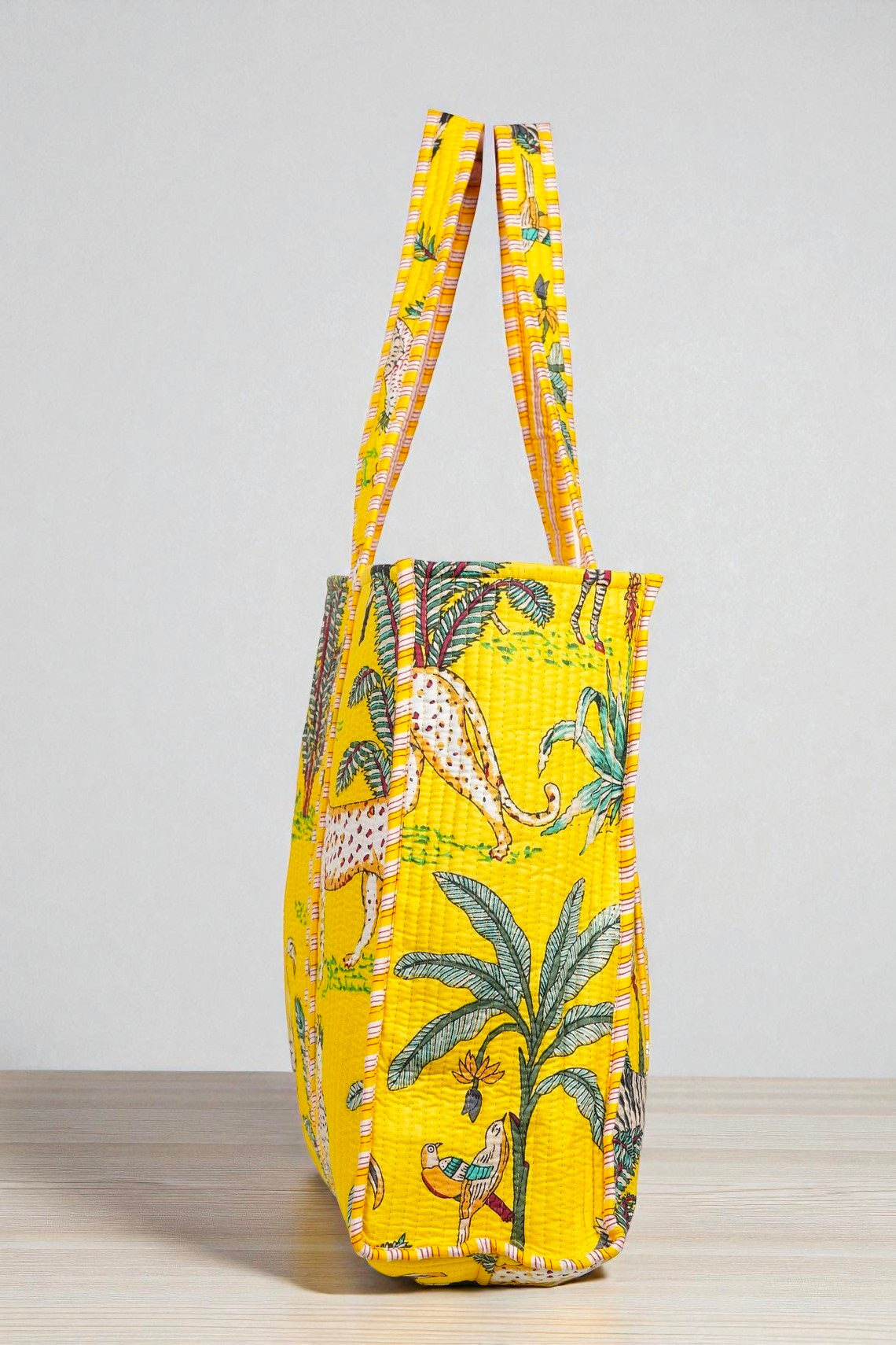 Quilted Travel Bag – Spacious Handmade Cotton Duffle