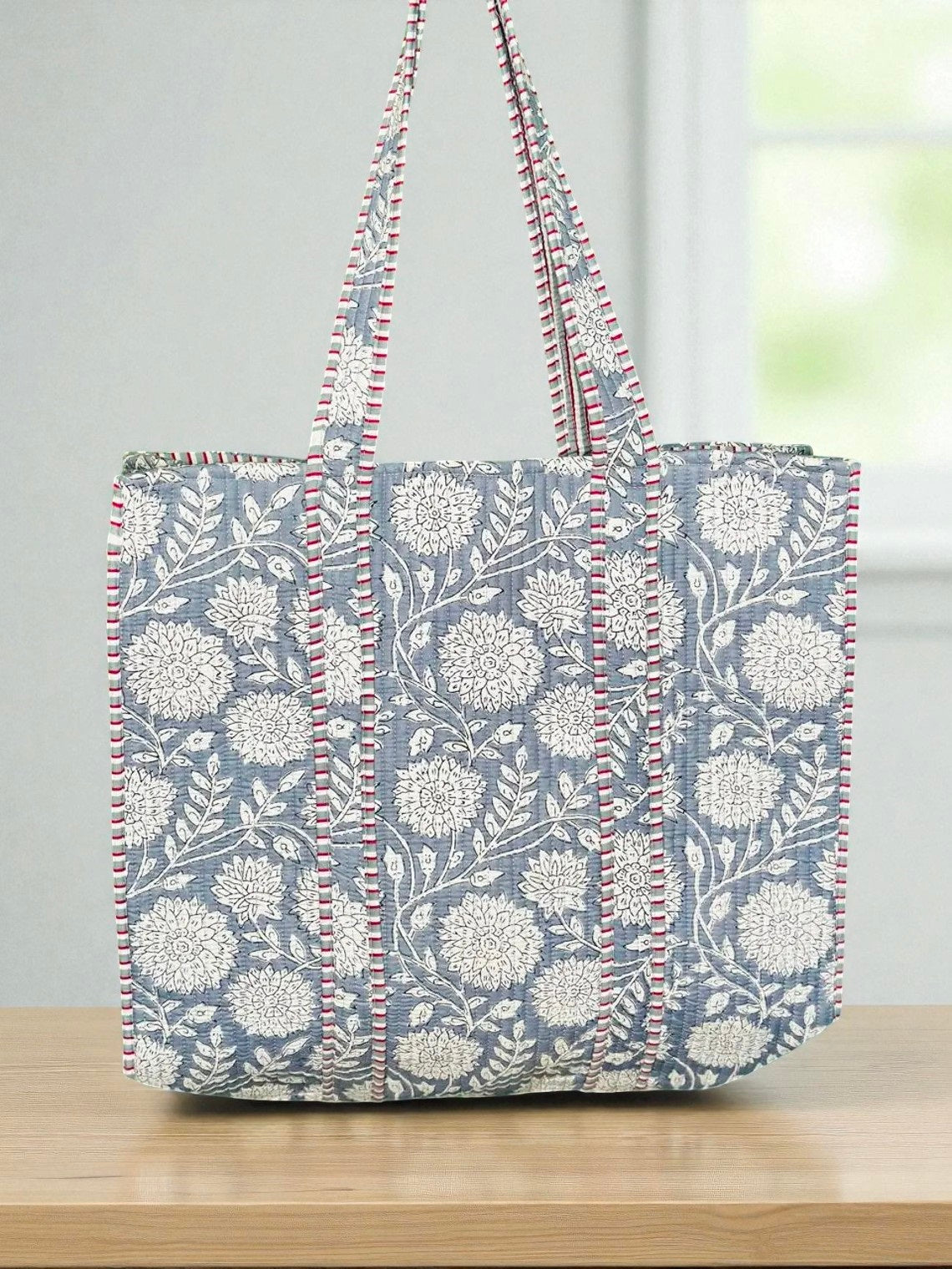 Indian Quilted Handbag – Simple, Stylish Cotton Carryall