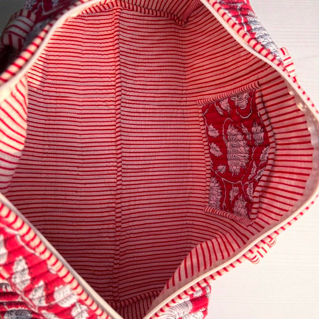 Traditional Indian Quilted Bag – Hand Block Printed Design for Everyday Use