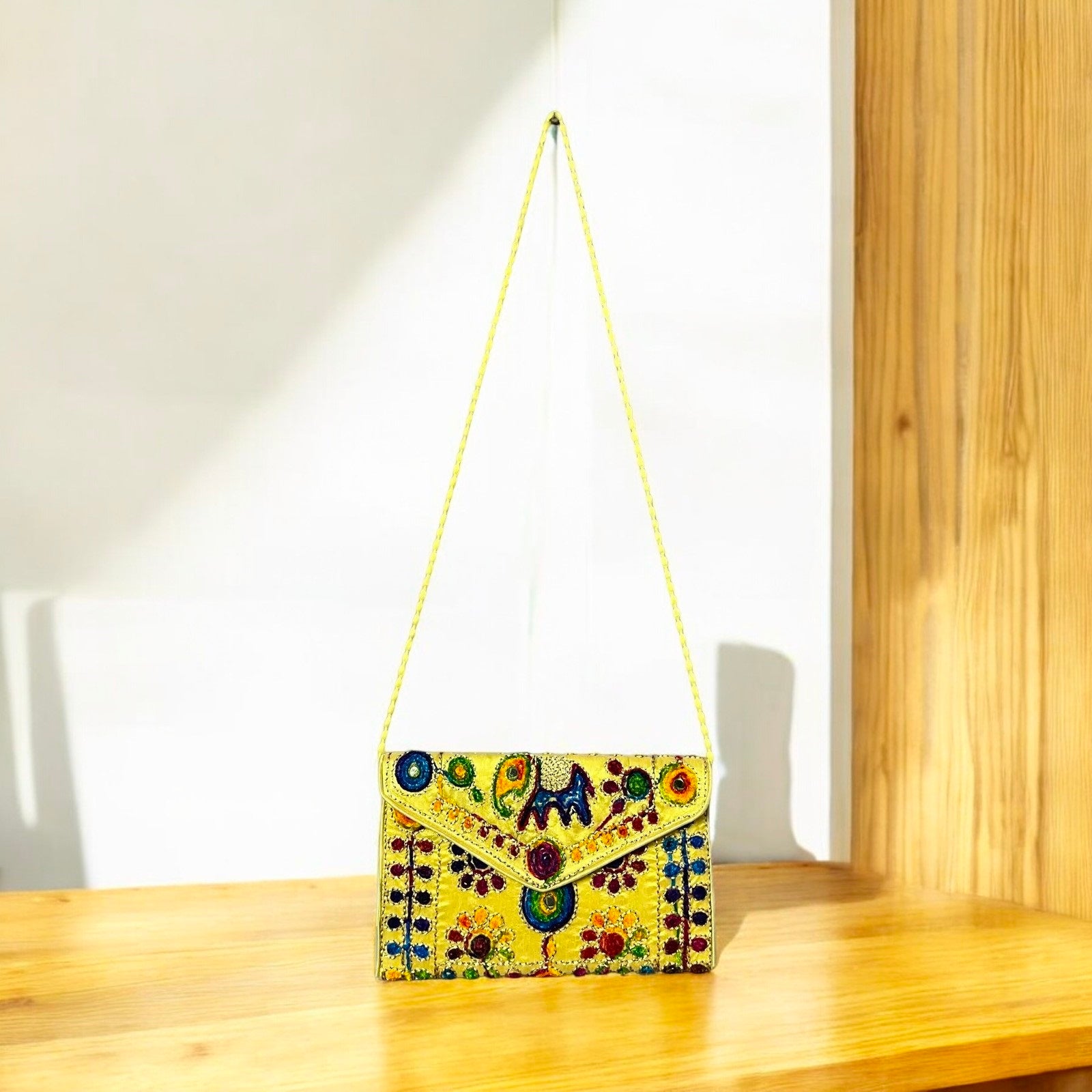 Clutch Bags Sling Bags Cross Body Bags for Women 30X20 Cm Perfect for Wedding & Party Looks