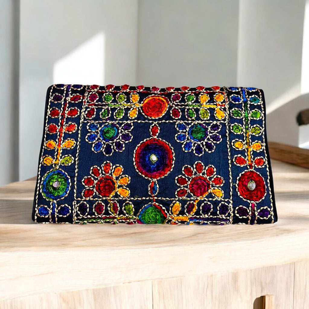 Indian Clutch Bags Sling Bags Cross Body Bags for Women Trendy Envelope Clutch 30X20 Cm